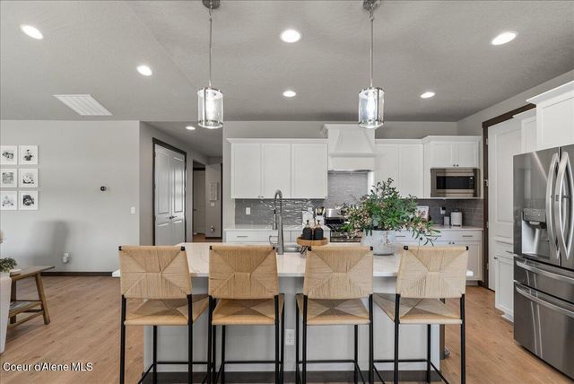 4332 W ENCLAVE WAY, Coeur D'alene, ID 83815