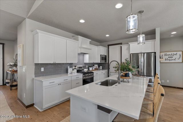 4332 W ENCLAVE WAY, Coeur D'alene, ID 83815