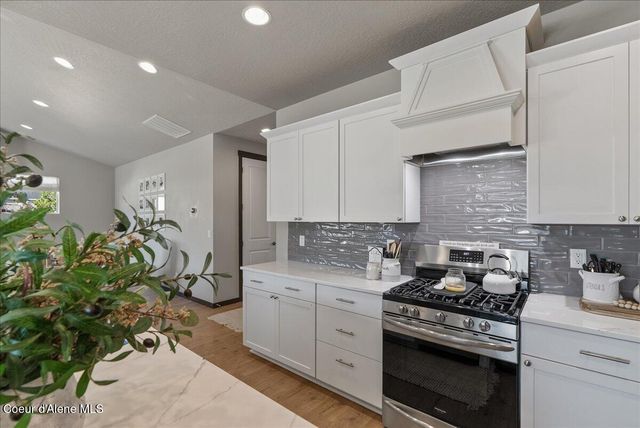 4332 W ENCLAVE WAY, Coeur D'alene, ID 83815