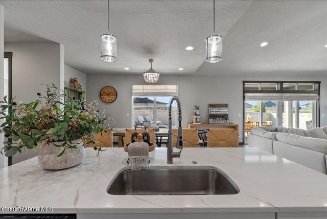 4332 W ENCLAVE WAY, Coeur D'alene, ID 83815