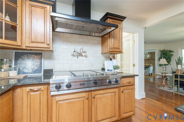 4312 Erlene Ct, Chester, VA 23831