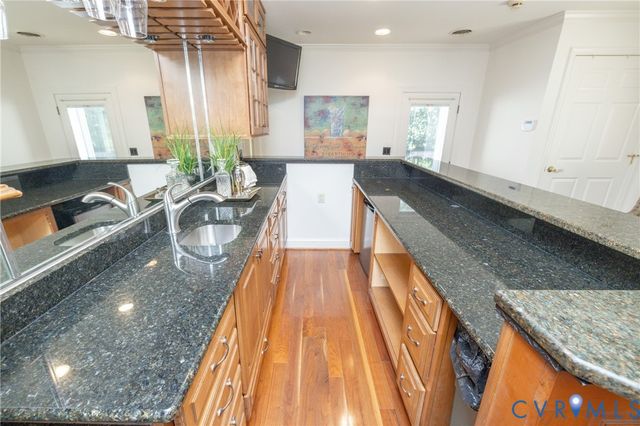 4312 Erlene Ct, Chester, VA 23831