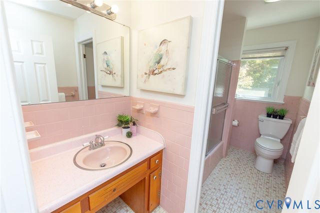 4312 Erlene Ct, Chester, VA 23831