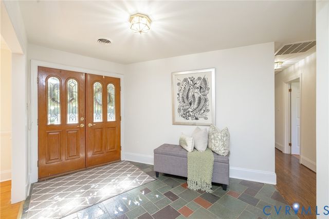 4312 Erlene Ct, Chester, VA 23831
