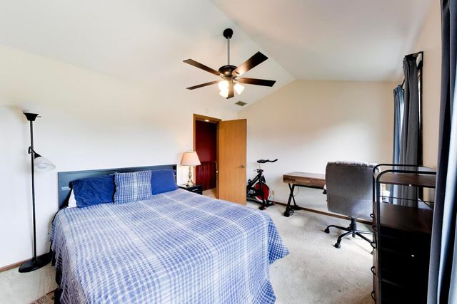 5602 Tinder Drive 6, Rolling Meadows, IL 60008