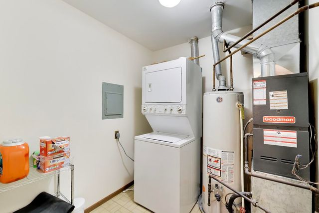 5602 Tinder Drive 6, Rolling Meadows, IL 60008