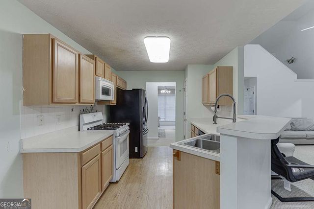 4121 Evian Way, Gainesville, GA 30507