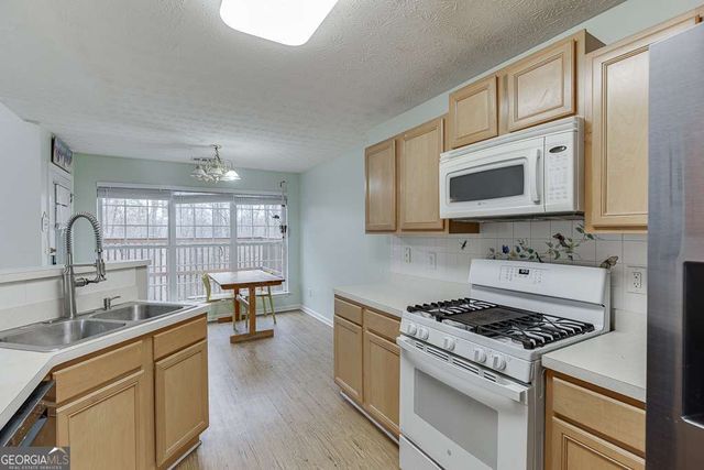 4121 Evian Way, Gainesville, GA 30507