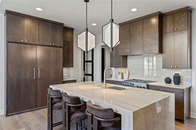 Marion Street, Shawnee, KS 66220