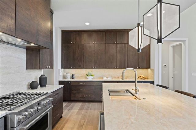 Marion Street, Shawnee, KS 66220