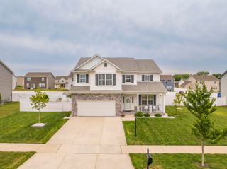 11163 Fayette Street, Crown Point, IN 46307