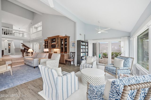 27 LAKE JULIA Drive S, Ponte Vedra Beach, FL 32082