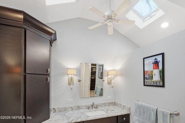 27 LAKE JULIA Drive S, Ponte Vedra Beach, FL 32082