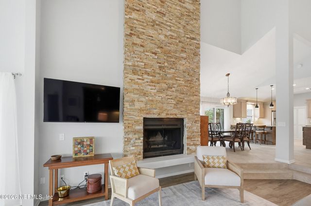 27 LAKE JULIA Drive S, Ponte Vedra Beach, FL 32082