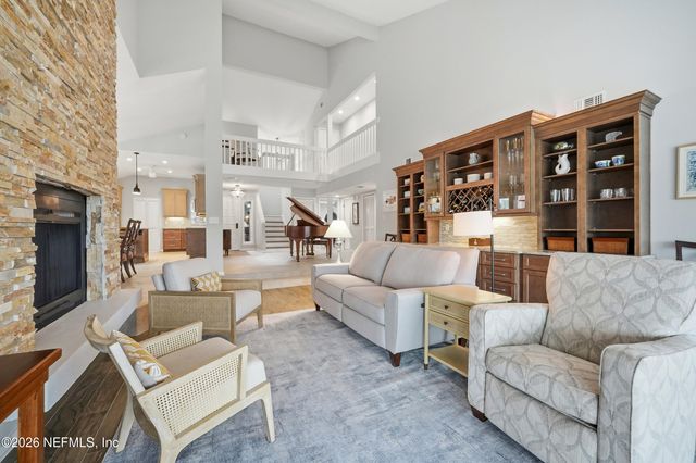 27 LAKE JULIA Drive S, Ponte Vedra Beach, FL 32082