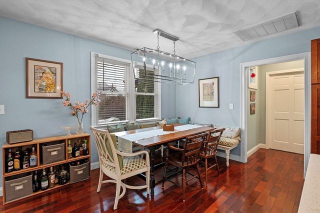 158 Lowell St 4, Peabody, MA 01960