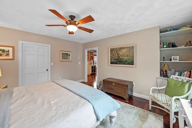 158 Lowell St 4, Peabody, MA 01960