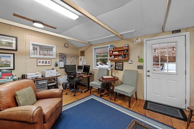 158 Lowell St 4, Peabody, MA 01960