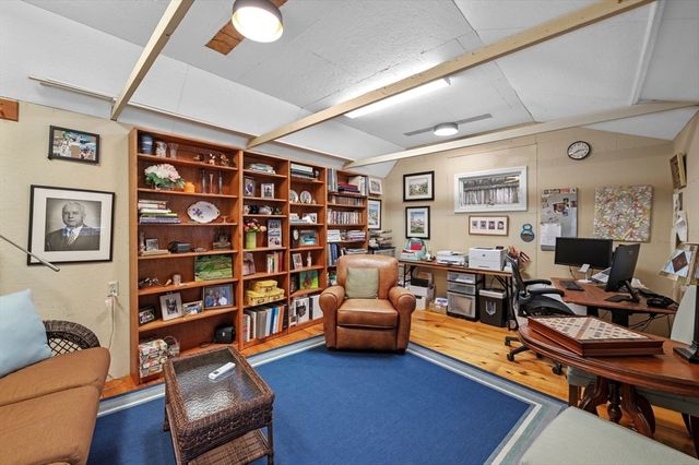 158 Lowell St 4, Peabody, MA 01960