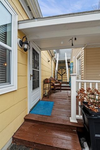 158 Lowell St 4, Peabody, MA 01960