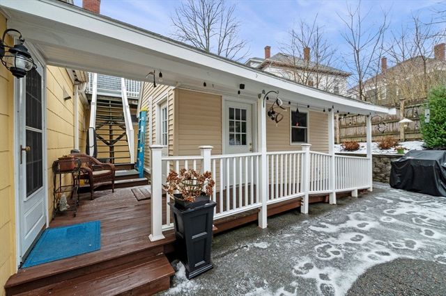 158 Lowell St 4, Peabody, MA 01960