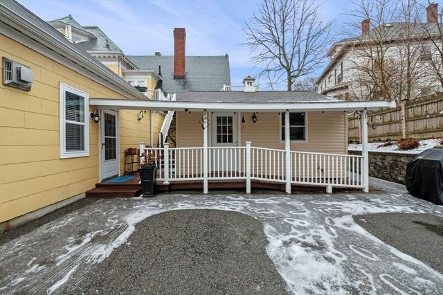 158 Lowell St 4, Peabody, MA 01960