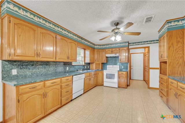 7634 Fox Trail, Belton, TX 76513