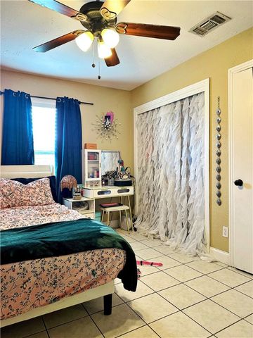 805 E Anderson St, Beeville, TX 78102