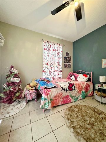 805 E Anderson St, Beeville, TX 78102