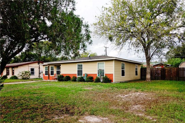 805 E Anderson St, Beeville, TX 78102