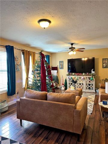 805 E Anderson St, Beeville, TX 78102