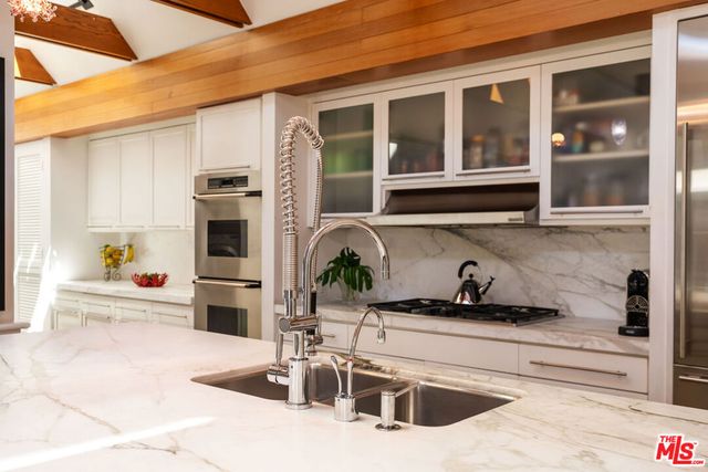 133 Ocean Park Boulevard, Santa Monica, CA 90405