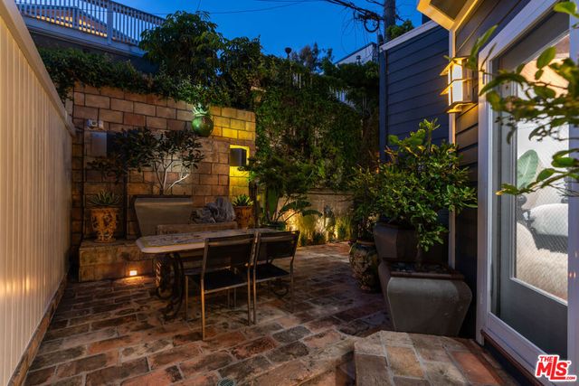 133 Ocean Park Boulevard, Santa Monica, CA 90405