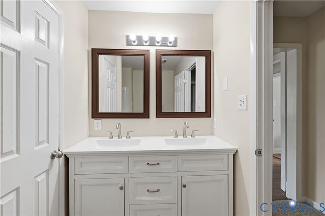 7712 Antionette Dr, Richmond, VA 23227