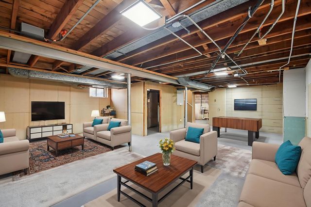 549 51ST Avenue, Bellwood, IL 60104