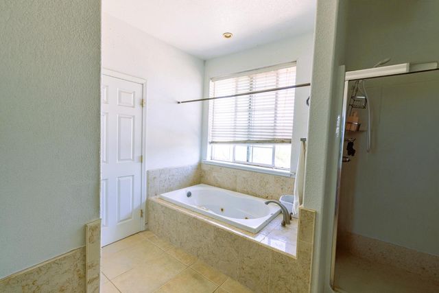 8088 Kammerer Rd, Elk Grove, CA 95757