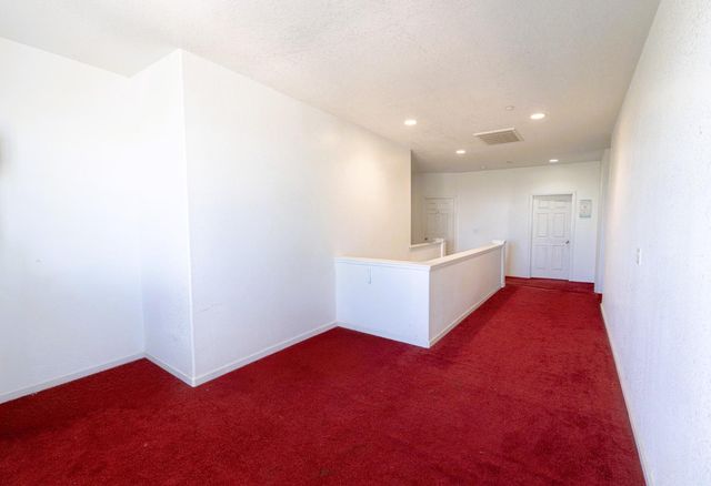 8088 Kammerer Rd, Elk Grove, CA 95757