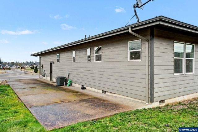 5435 NE Nestucca Av, Albany, OR 97321