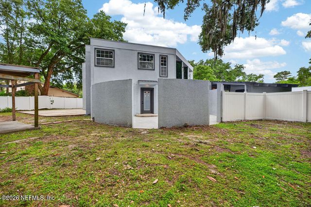 6861 TAMRA Lane, Jacksonville, FL 32216