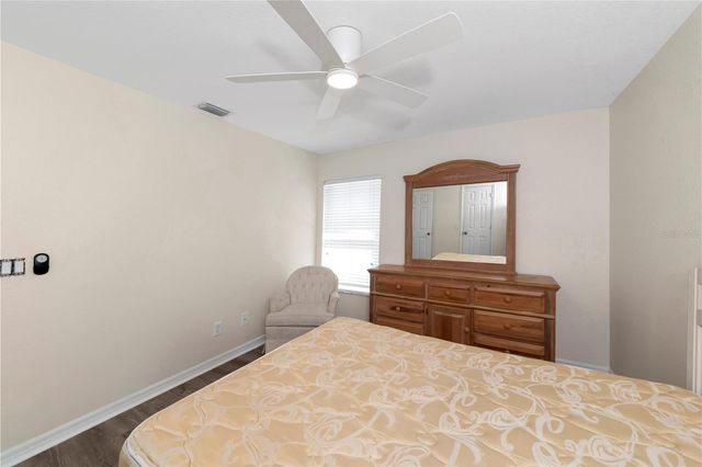 1401 HEDGEWOOD CIRCLE, North Port, FL 34288