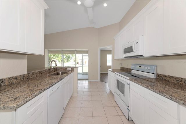 1401 HEDGEWOOD CIRCLE, North Port, FL 34288