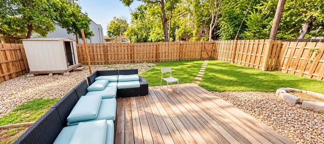 1006 W 22nd ST, Austin, TX 78705
