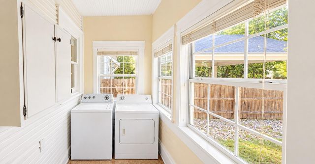 1006 W 22nd ST, Austin, TX 78705