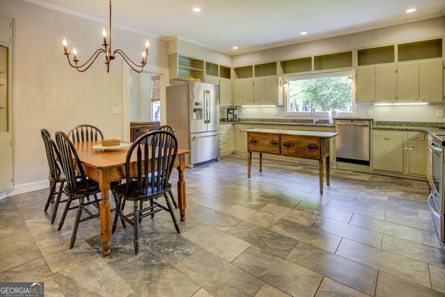 88 College Street, Mcdonough, GA 30253