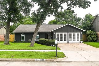 13819 Ivymount Drive, Sugar Land, TX 77498