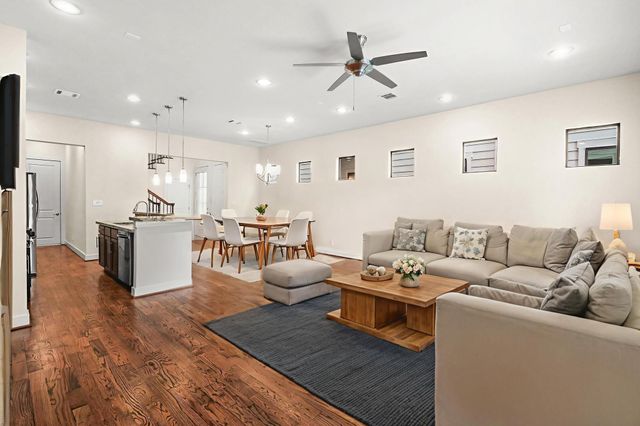 4409 Schuler Street A, Houston, TX 77007