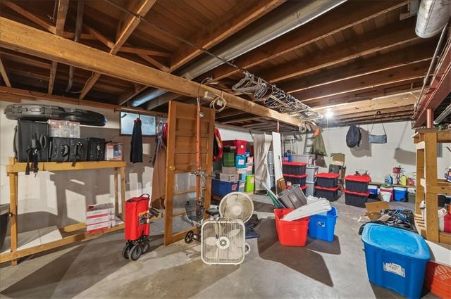 502 SW Clinton Street, Oak Grove, MO 64075