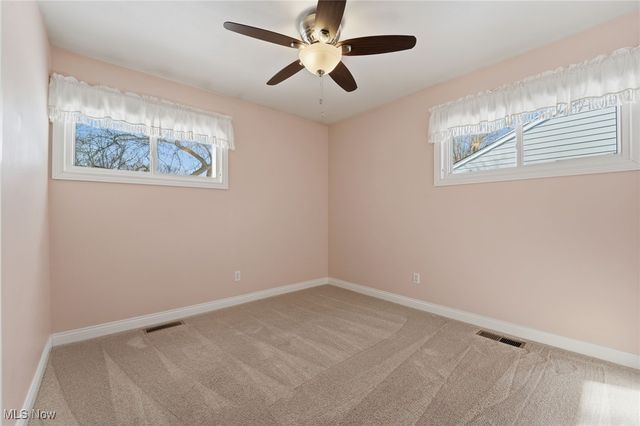 8496 Grenway Drive, Mentor, OH 44060