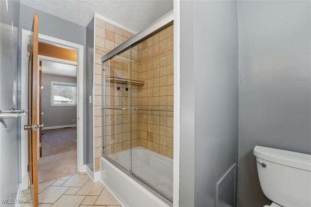 8496 Grenway Drive, Mentor, OH 44060