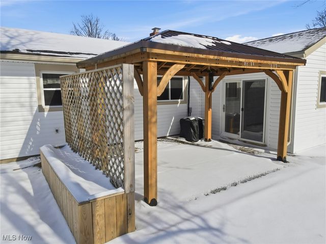 8496 Grenway Drive, Mentor, OH 44060